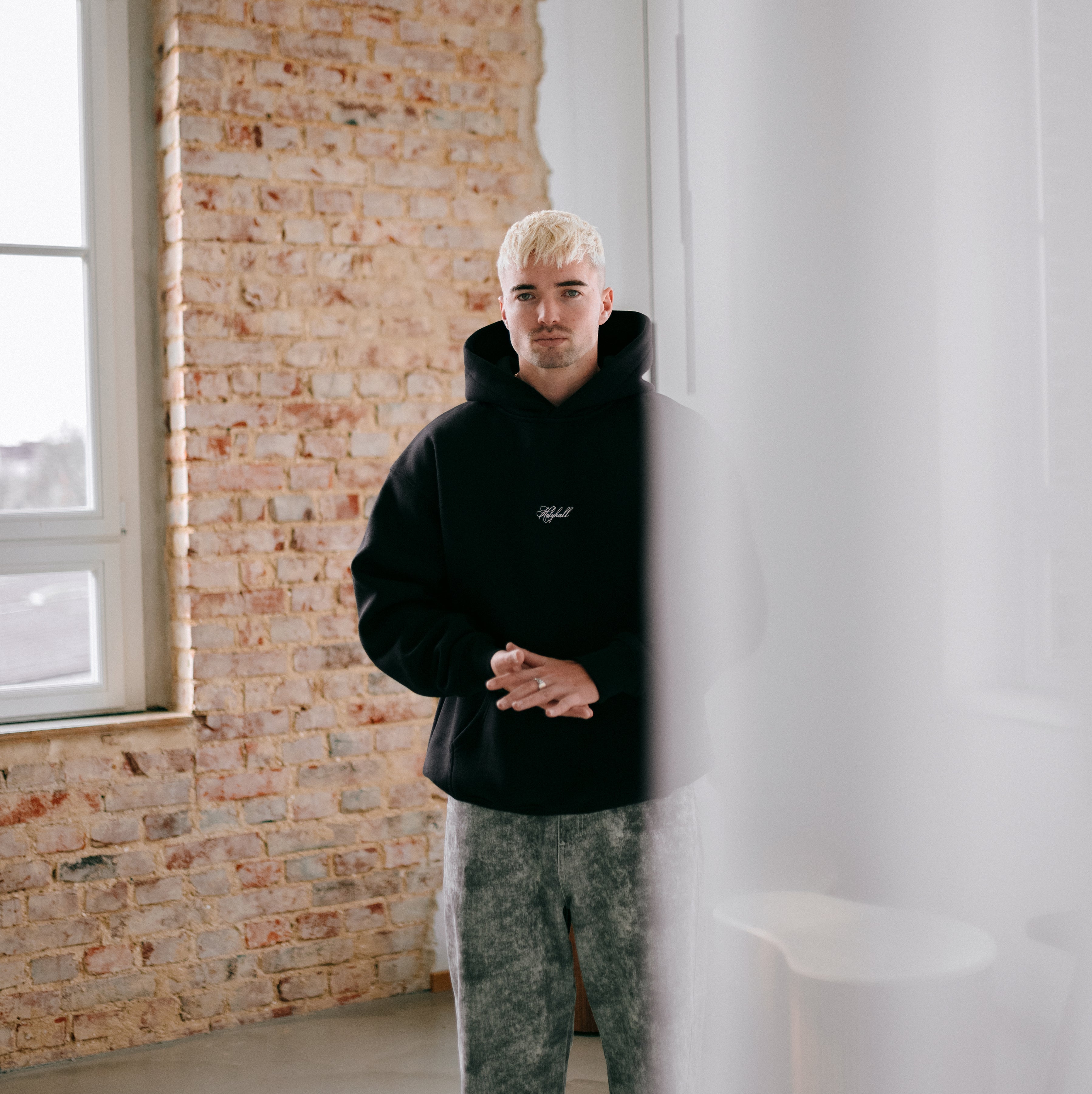 GLOBE HOODIE / CORSA OPC VERLOSUNG