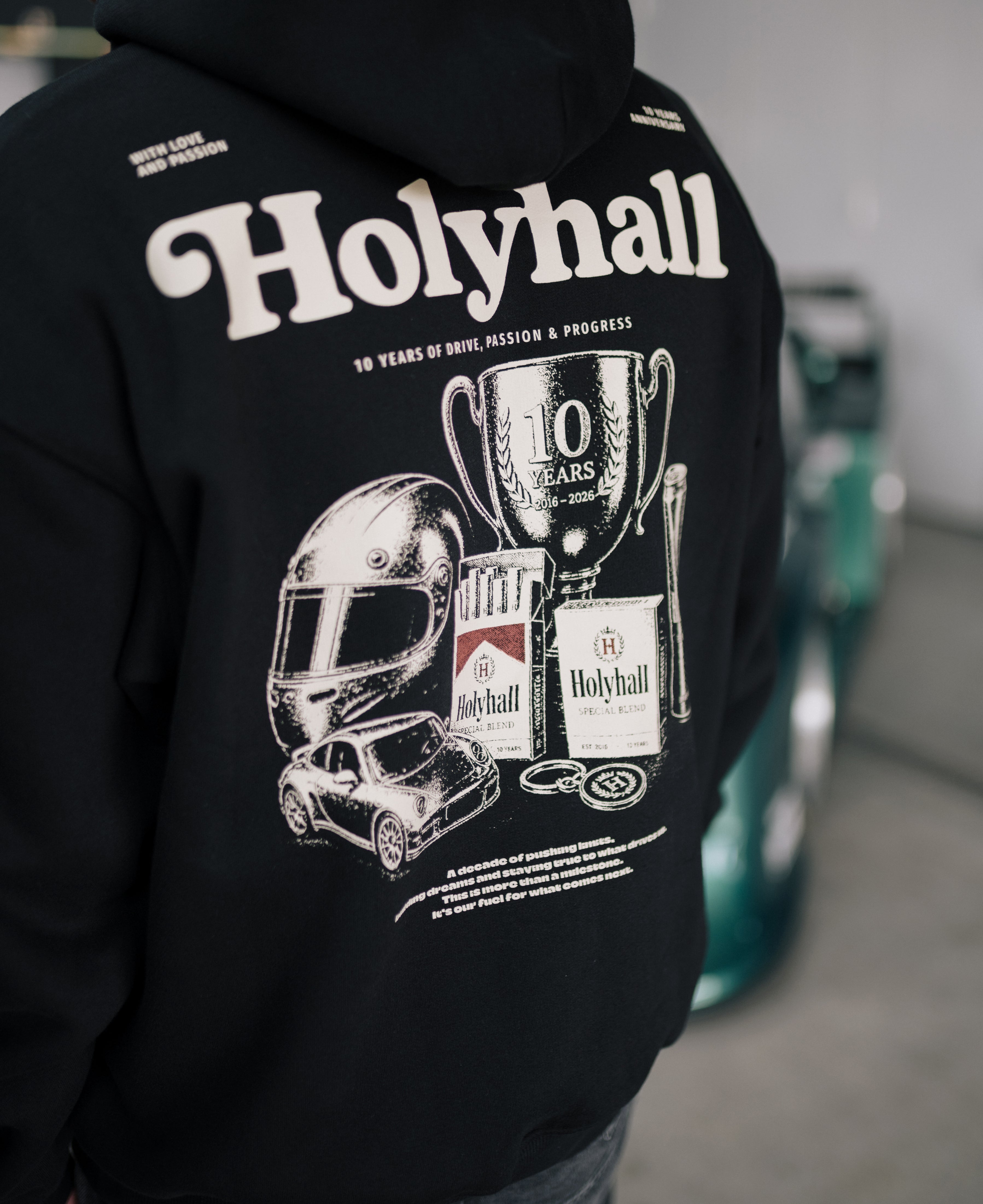 DECADE HOODIE