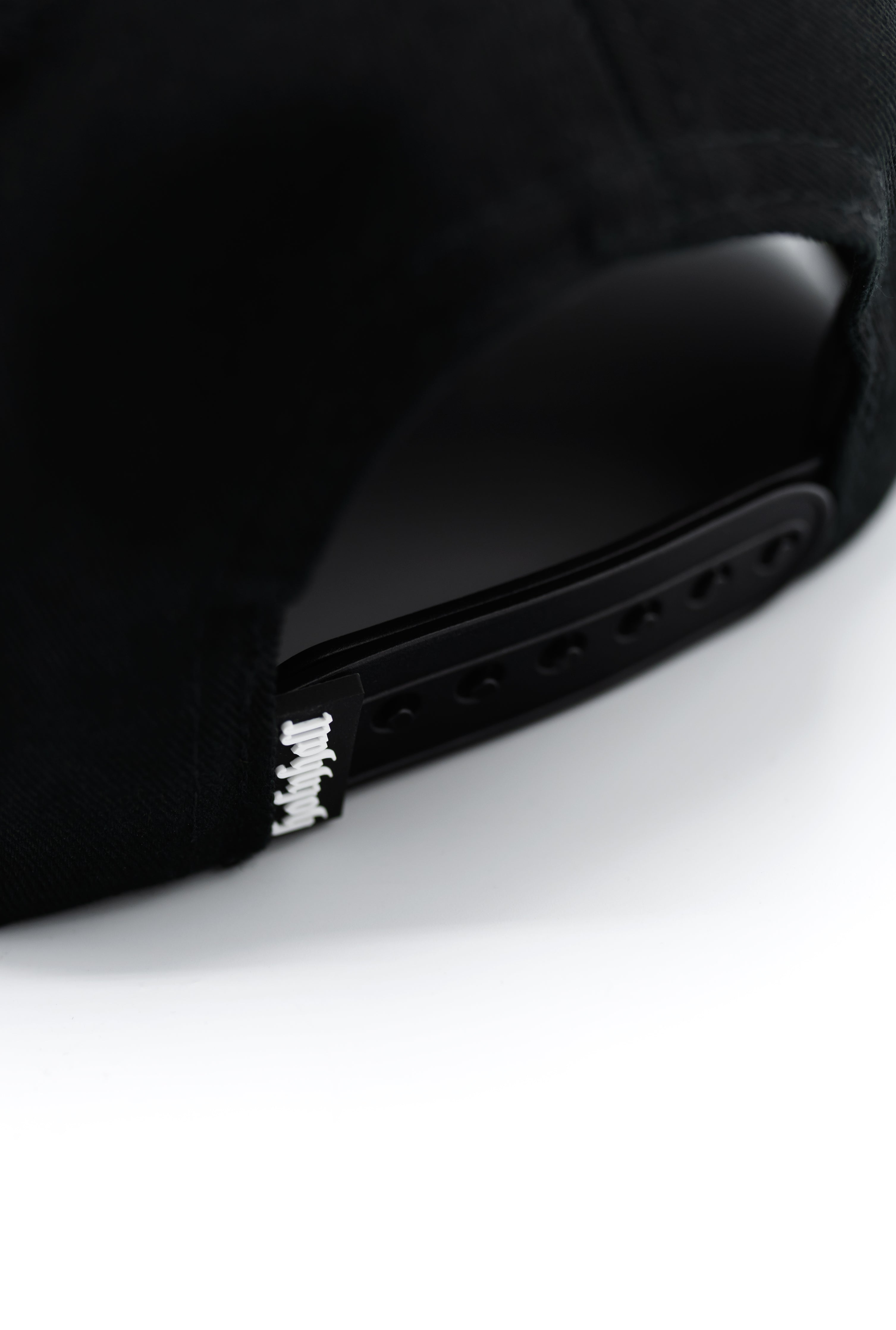 CLASSIC BASECAP BLACK