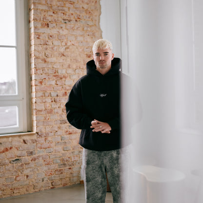 GLOBE HOODIE / CORSA OPC VERLOSUNG